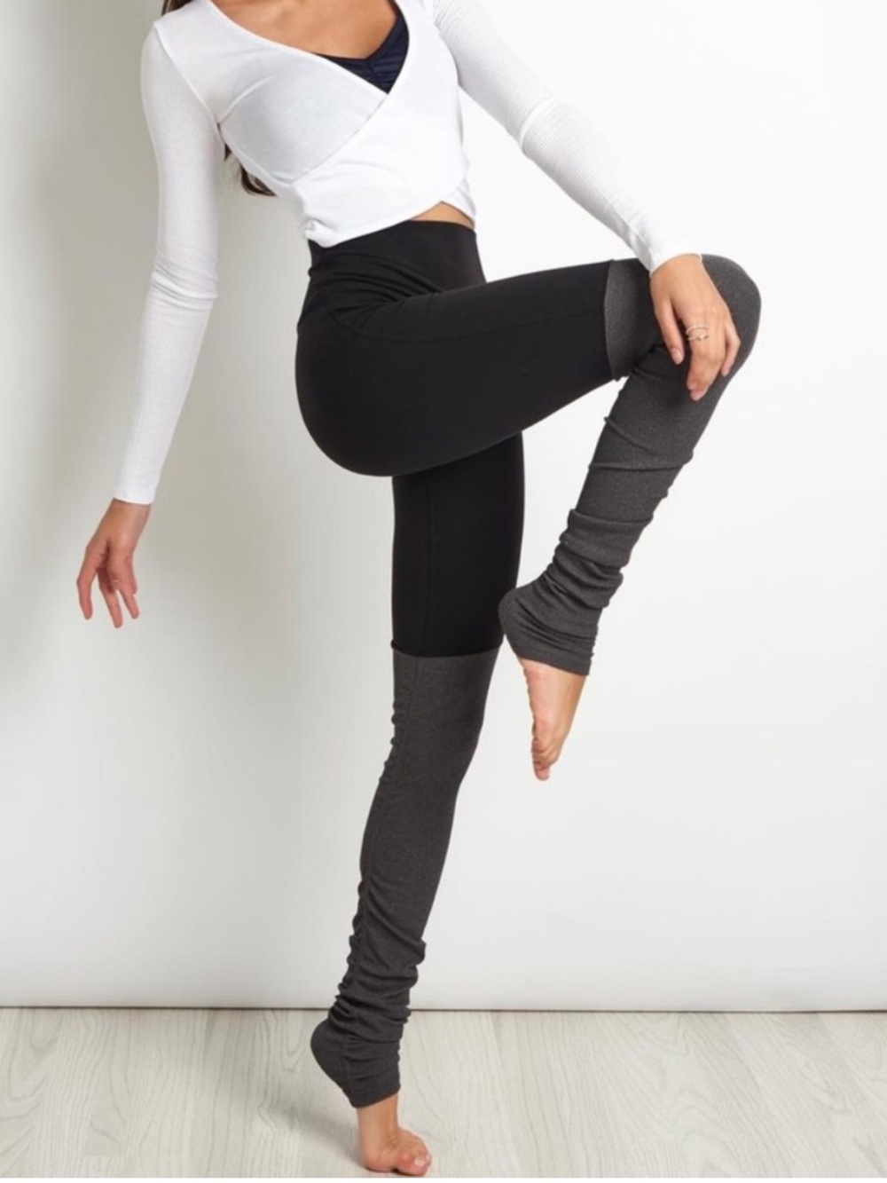 ALO Yoga Black & Charcoal Two-Tone Goddess Leggings